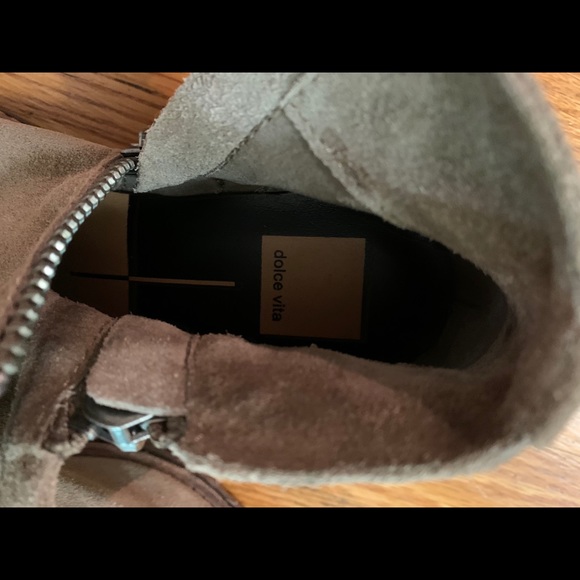 Dolce Vita tan suede ankle boots - Picture 3 of 4